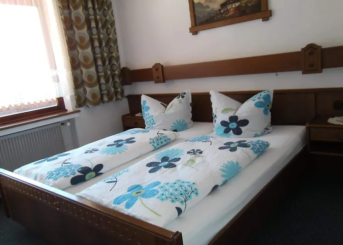 Hotell Finkenberg Blankenheim (North Rhine-Westphalia)